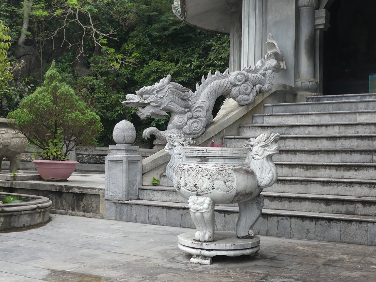 monument5.jpg